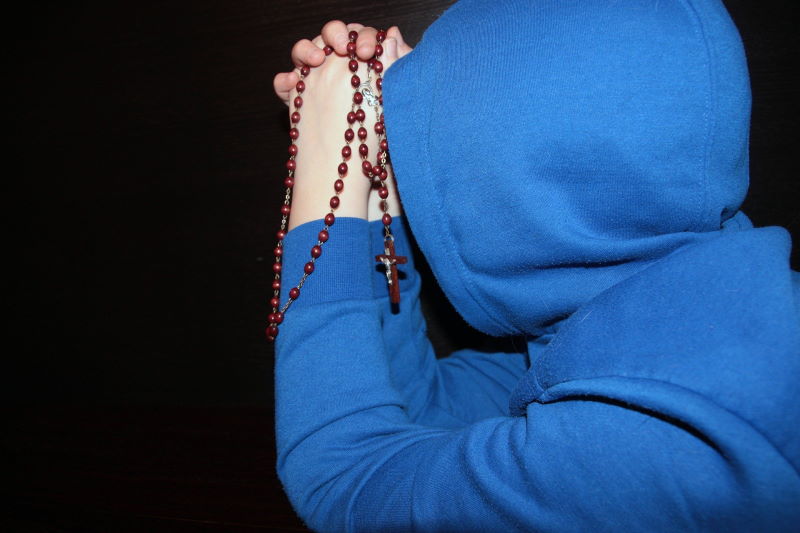 Five Tips for Praying the Rosary with Children